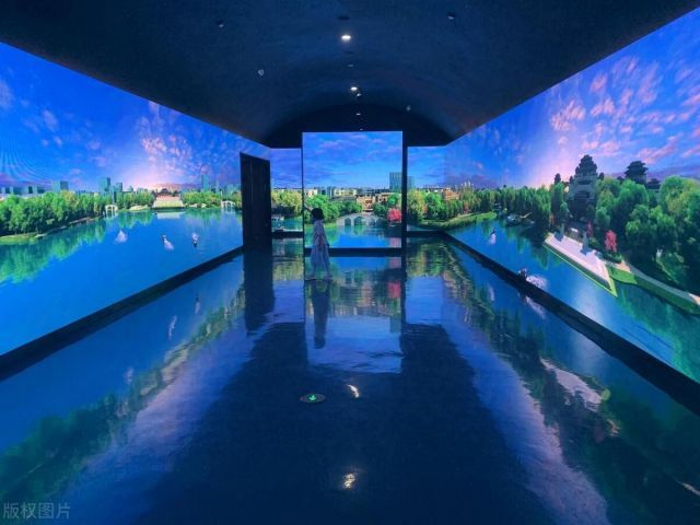  元宇宙沉浸式空间：技术驱动、交互革新与产业应用实践